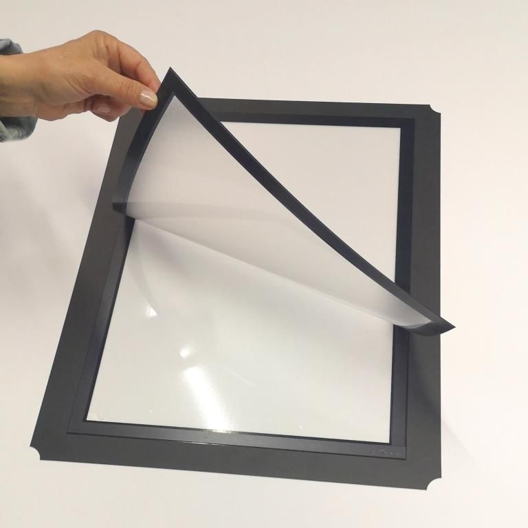 Einzelpanel schwarz mit A3 Poster-Wechselrahmen